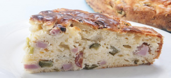 Cake aux olives et jambon